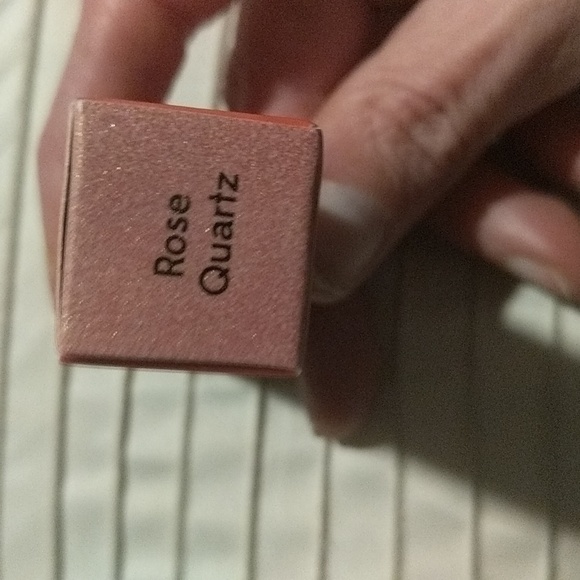 Liquid Eyeshadow - Picture 4 of 5